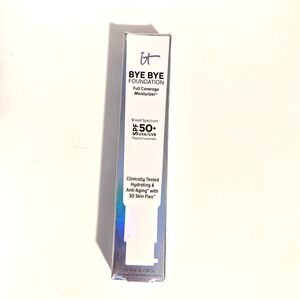 NIB it cosmetics Bye Bye foundation. Color Light